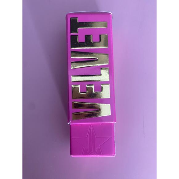 Jeffery Star Velvet Trap Lipstick Confessional - Picture 5 of 5